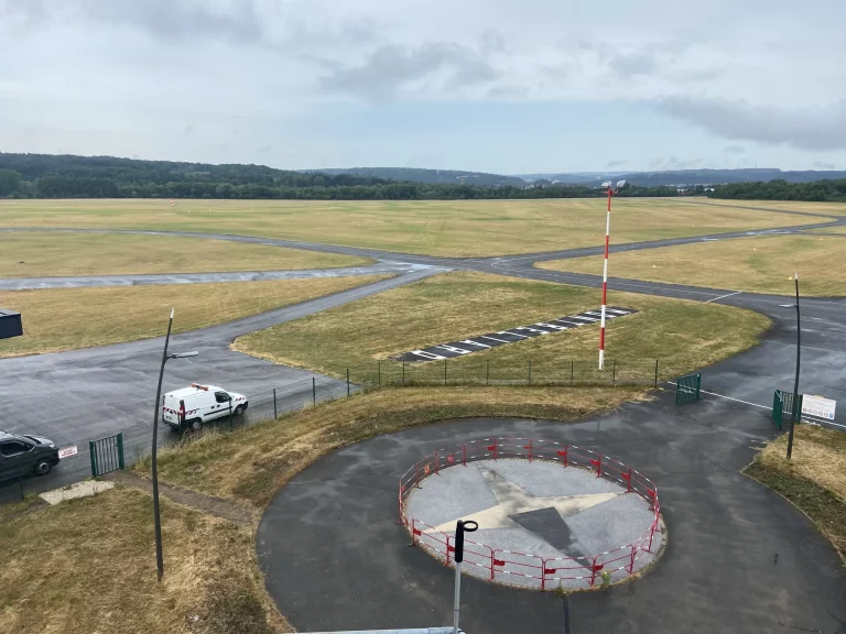 Piste de l'Aérodrome de Montbéliard-Courcelles