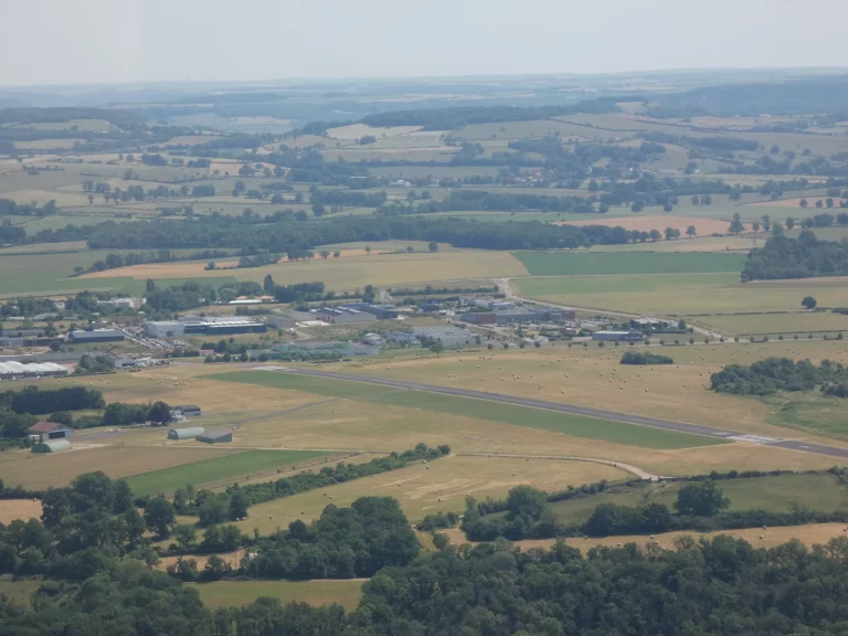 Aérodrome de Semur-en-Auxois